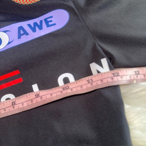 Shein MEYSI KIM Mock Neck Geo & Letter Graphic Slim Swim Crop Tee Size Small - Picture 13 of 16